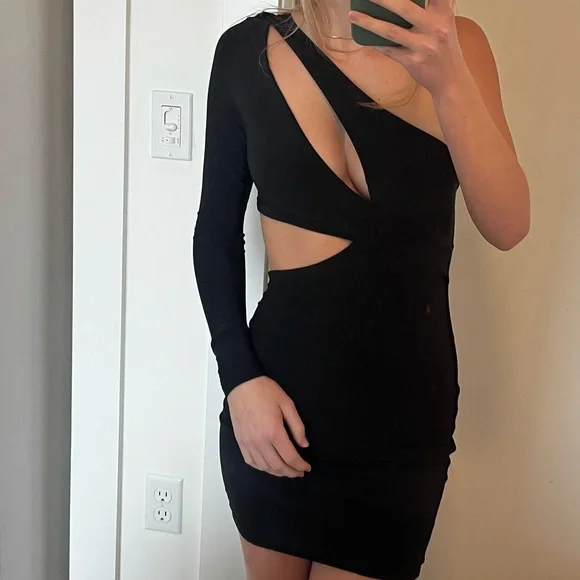Windsor Dresses | Windsor Black Cutout Dress | Color: Black | Size: S | Majaverachtert's Closet
